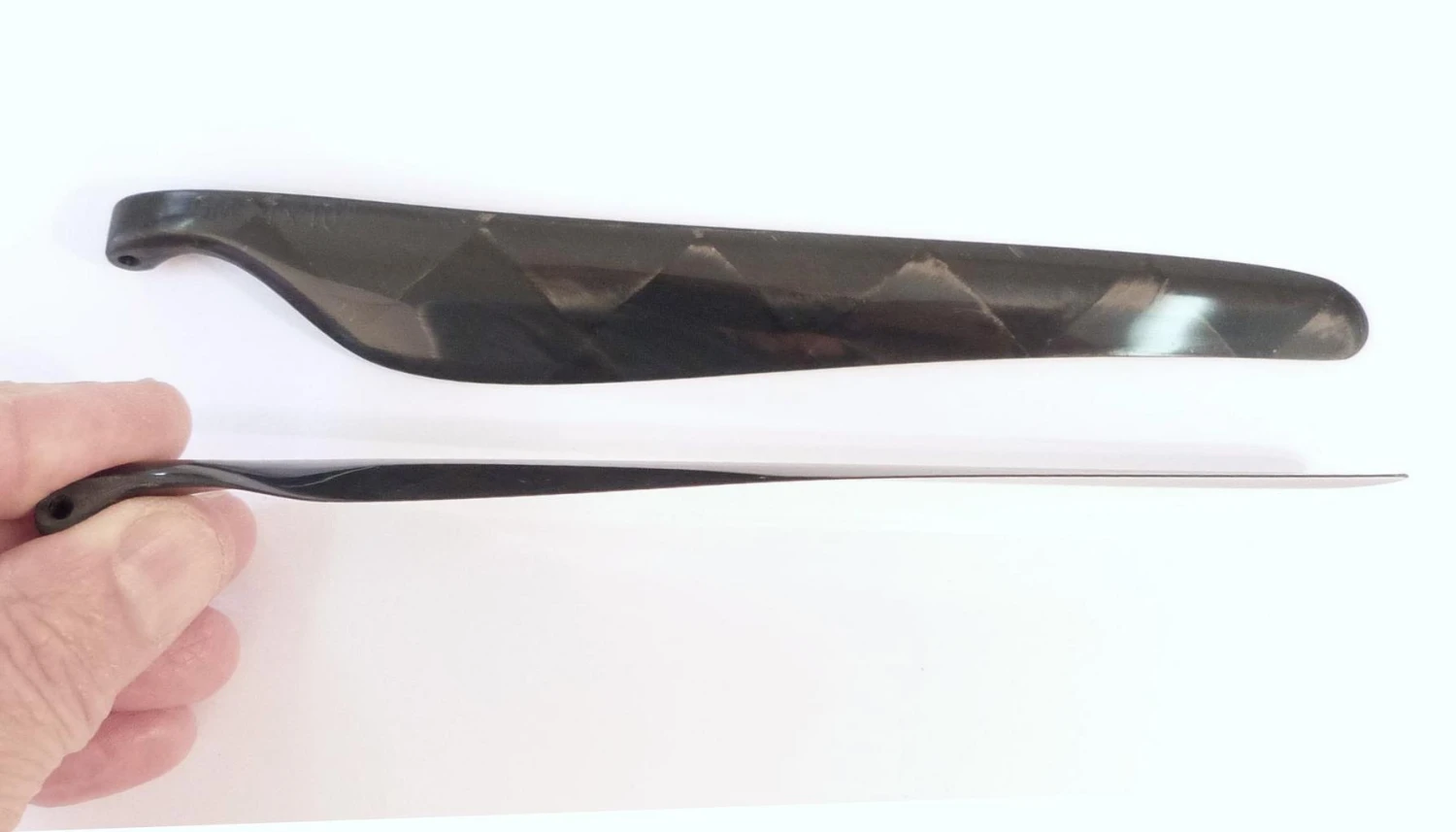 GM 13x10F Folding Prop Blades Flat 2 GM 13x10F Folding Prop Blades Flat - Image 2